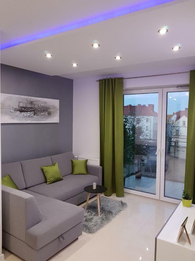 Marina View Apartment